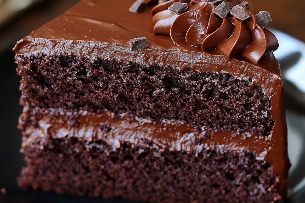 Irresistibly Delicious Chocolate Cake Recipe